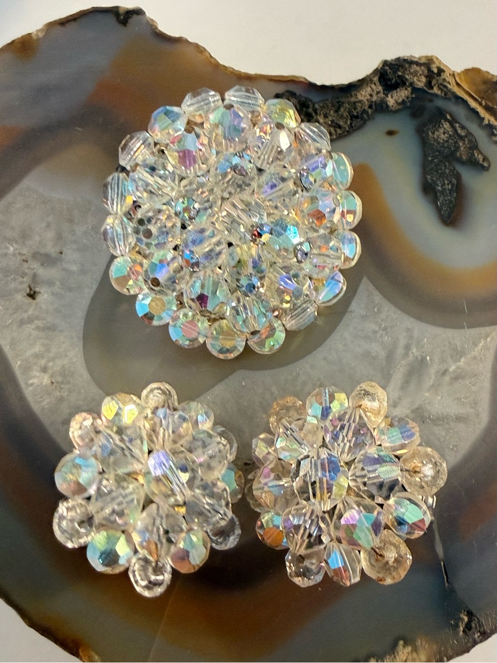 Vintage glass Aurora Borealis bead Cluster Brooch & Clip Earring Set Guc
